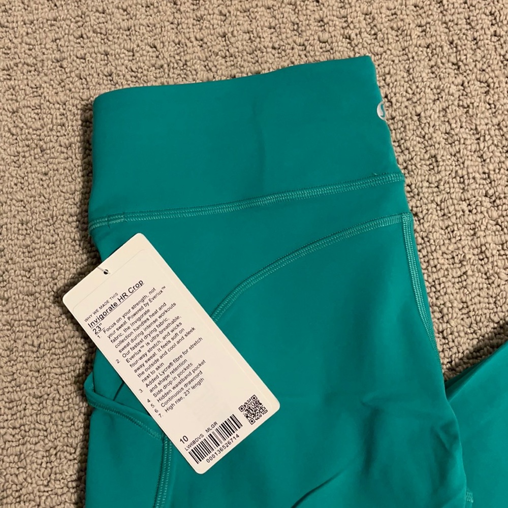 Lululemon Invigorate HR Crop 23